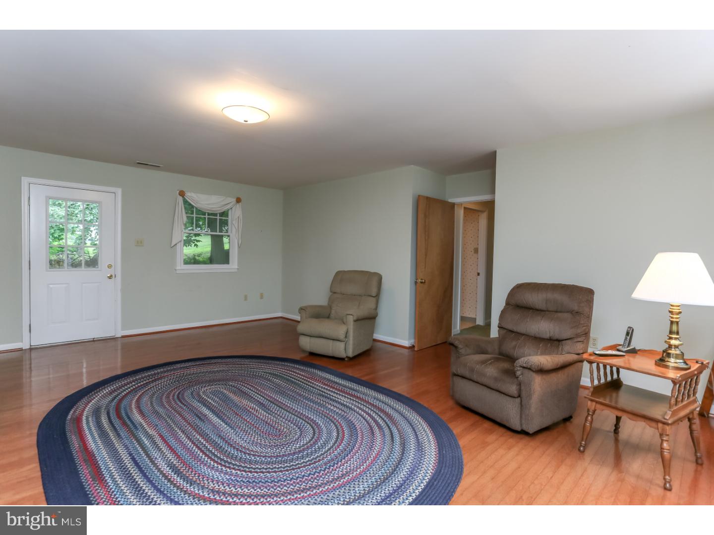 10 Oakford Road Wayne, PA 19087 - Photo 11 of 25 Family Room