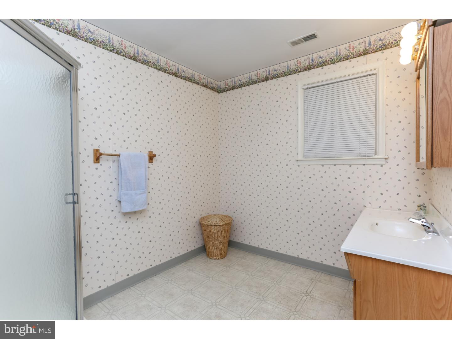 10 Oakford Road Wayne, PA 19087 - Photo 14 of 25 Bathroom