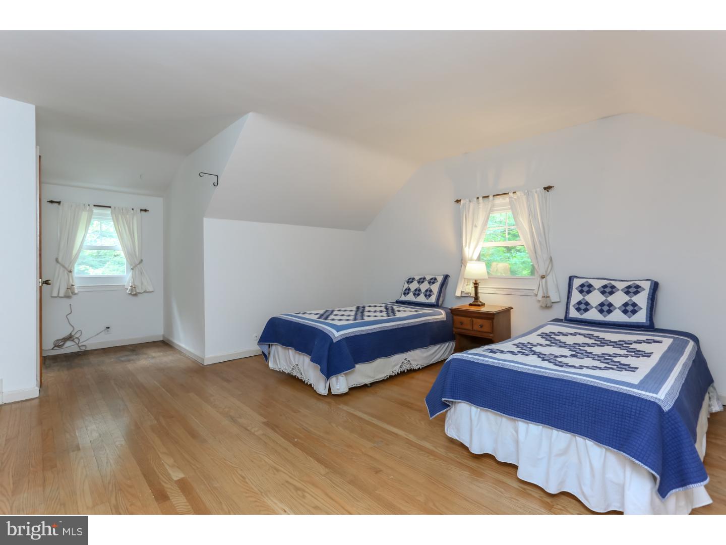 10 Oakford Road Wayne, PA 19087 - Photo 16 of 25 Bedroom 2