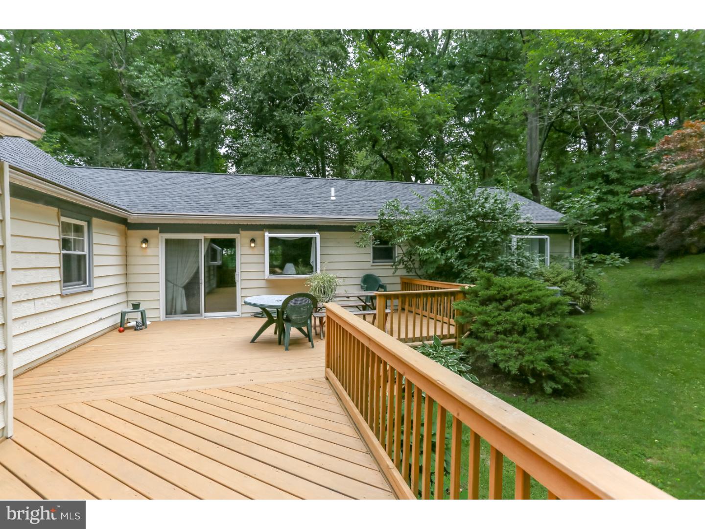 10 Oakford Road Wayne, PA 19087 - Photo 24 of 25 Deck