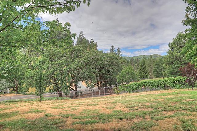 6666 Tunnel Loop Road Grants Pass, OR 97526 - Photo 24 of 26 Additional Photo