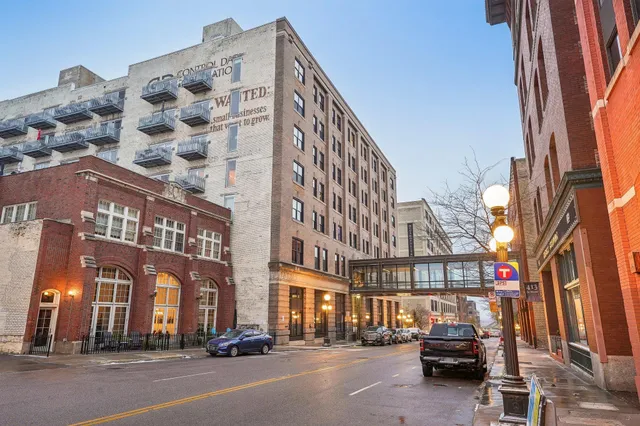 $189,000 | 406 Wacouta Street, Unit 308, St. Paul, MN 55101