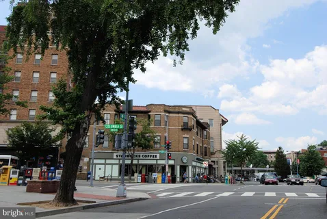 $380,000 | 1953 Calvert Street Northwest, Unit 1953 5, Washington, DC 20009