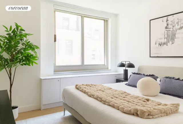 $1,170,000 | 234 East 46th Street, Unit 1505 | Midtown East