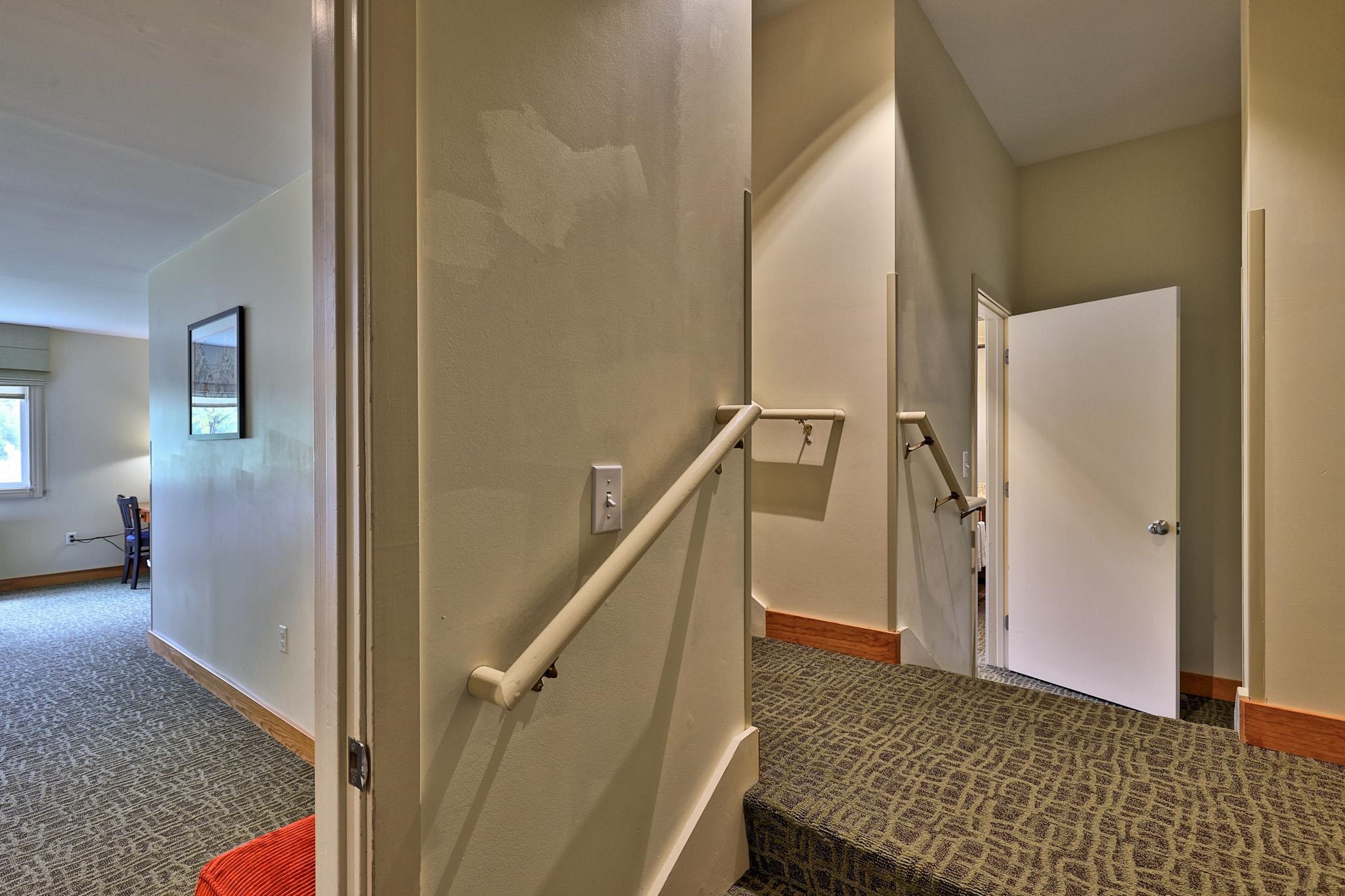 228 East Mountain Road, Unit 108/110 INTERVAL III Killington, VT 05751 - Photo 22 of 44 Gallery Image 22