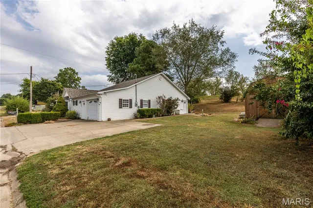 $95,000 | 402 Water Street, New Madrid, MO 63869