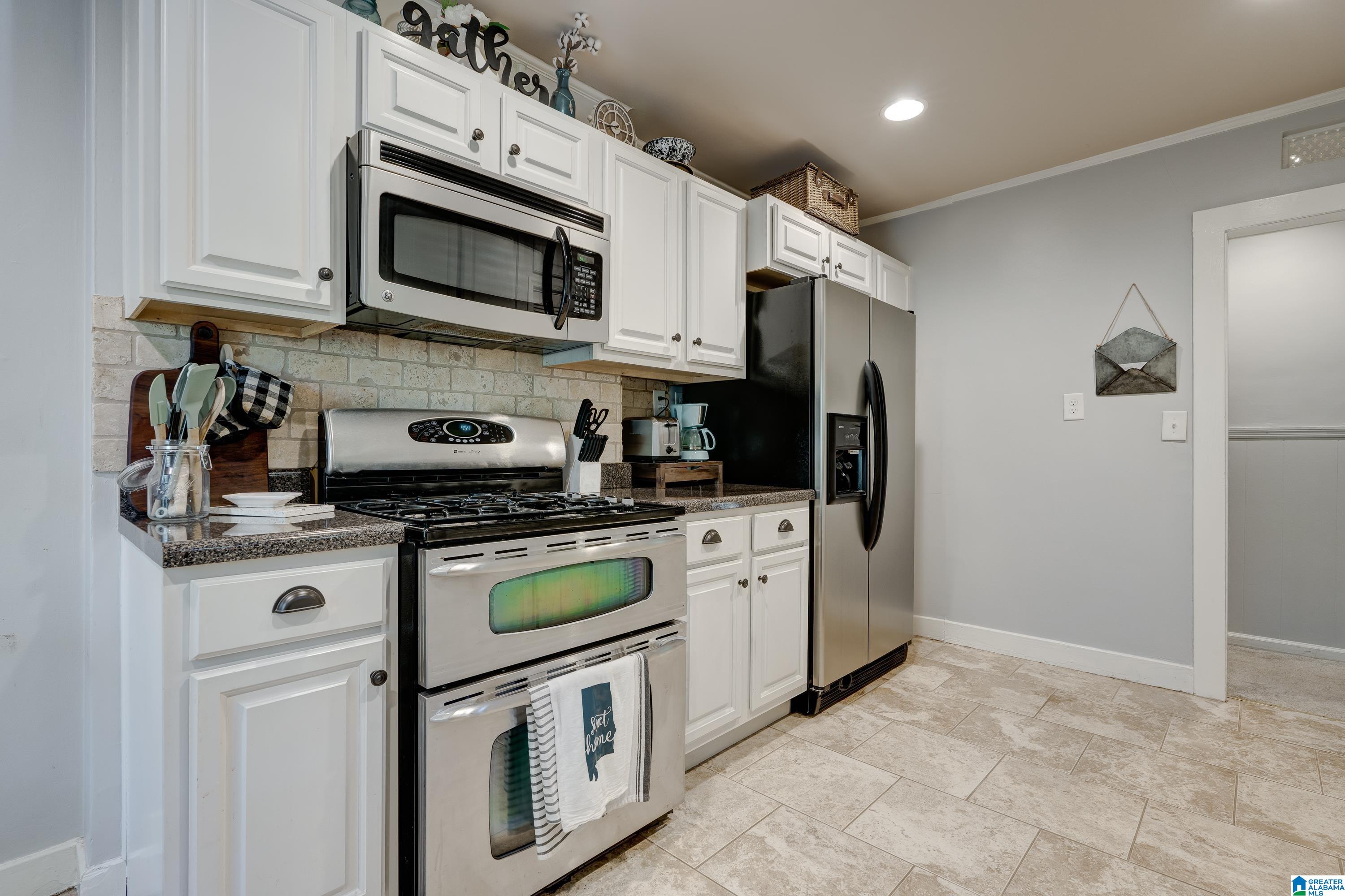 6070 Dickey Springs Road Bessemer, AL 35022 - Photo 14 of 31