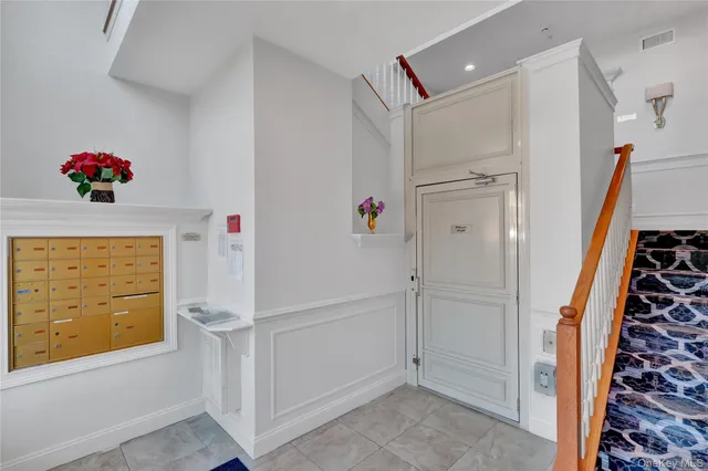 $849,990 | 514 Pacing Way, Unit 514, Westbury, NY 11590