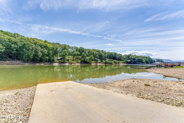 $598,000 | 3373 Iron Gate Drive, Baneberry, TN 37890