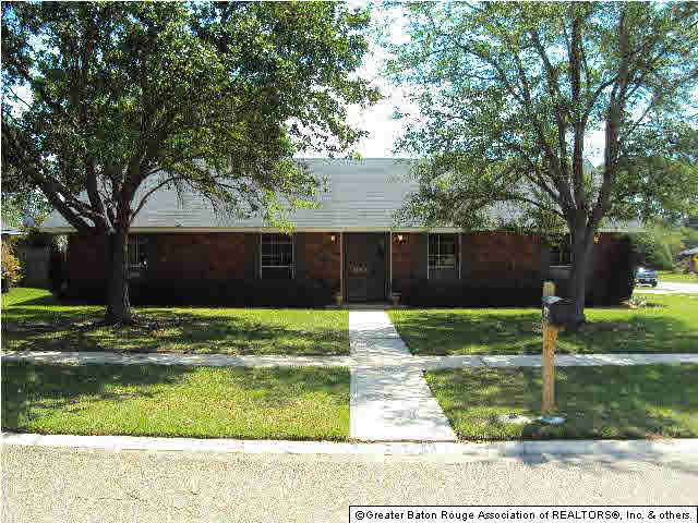 15414 Ferrell Avenue Baton Rouge, LA 70817 - Photo 1 of 12 Gallery Image 1