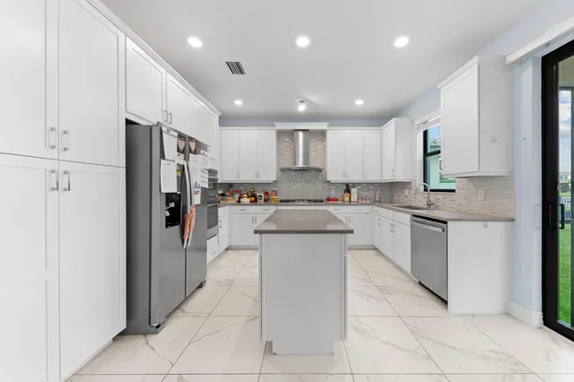 $999,000 | 8716 Grand Prix Lane, Boynton Beach, FL 33472