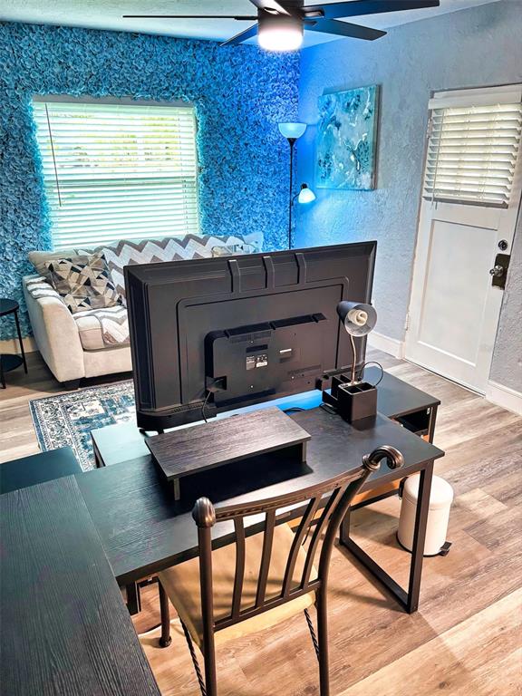 40 East Princeton Street Orlando, FL 32804 - Photo 9 of 14 a view of a workspace with furniture