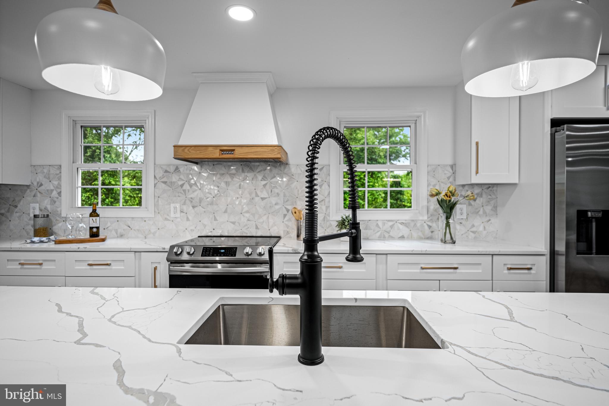 20816 Bell Bluff Road Gaithersburg, MD 20882 - Photo 14 of 55