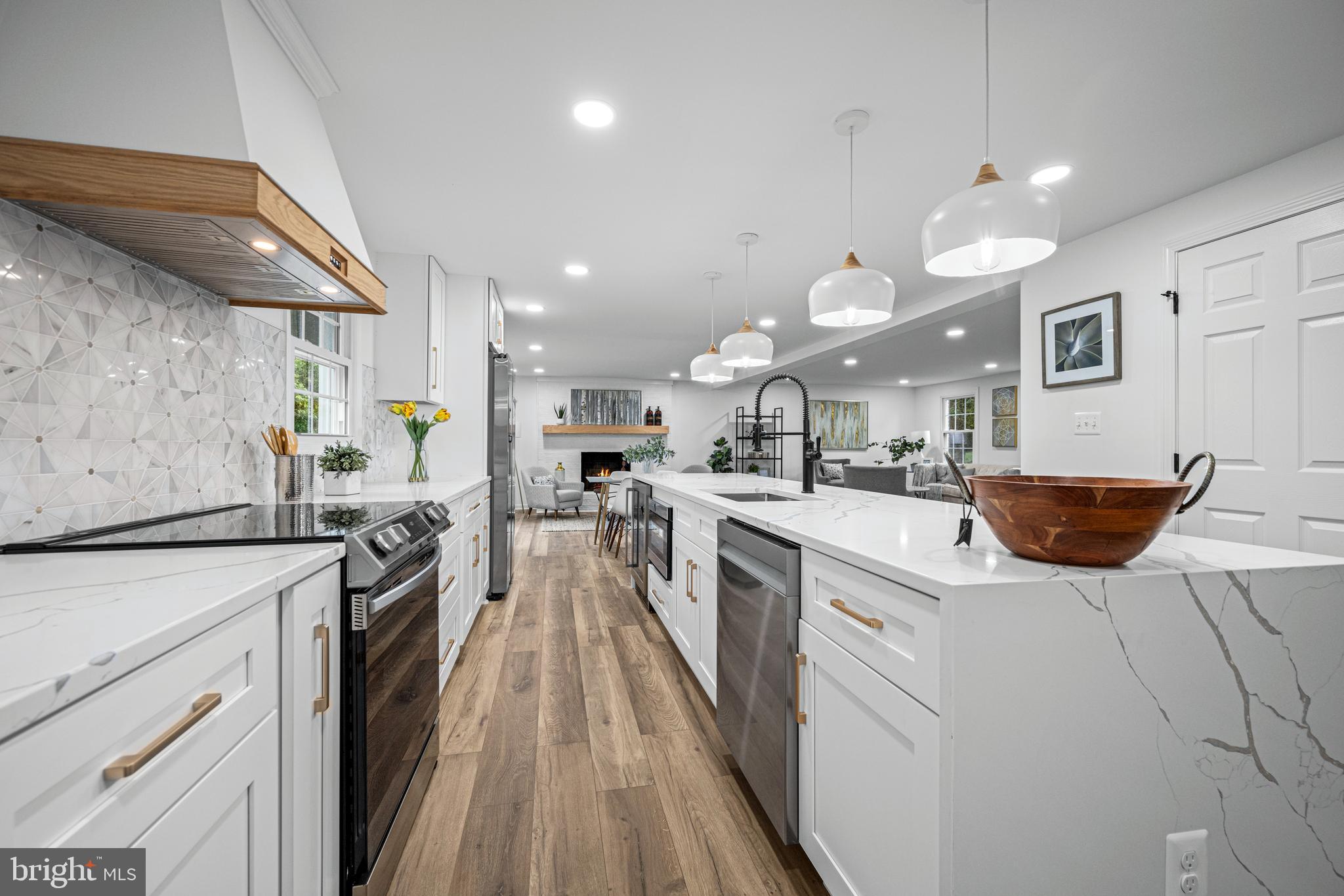 20816 Bell Bluff Road Gaithersburg, MD 20882 - Photo 17 of 55