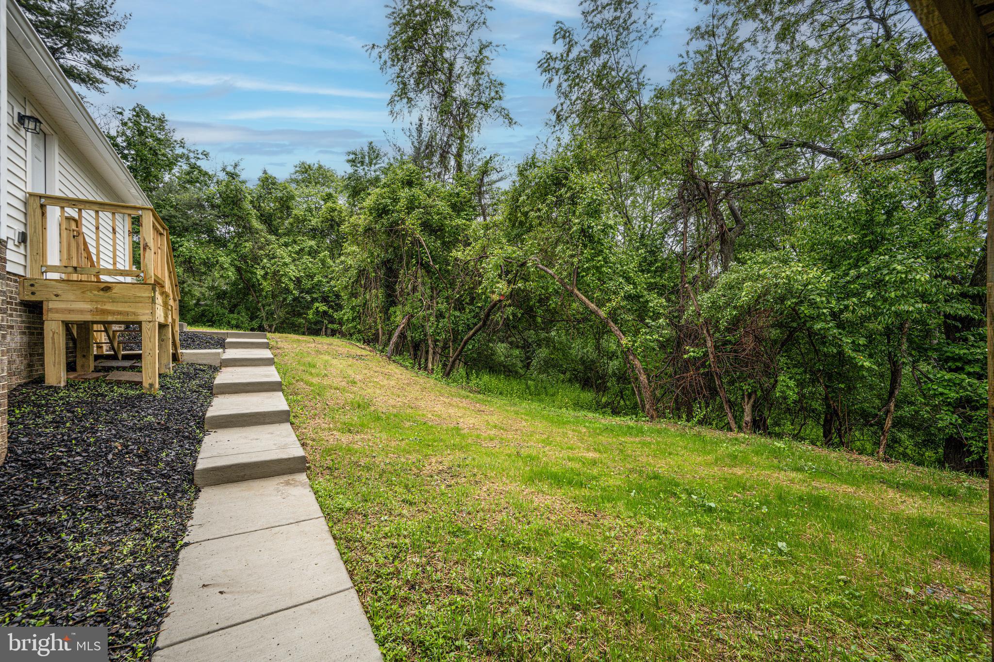 20816 Bell Bluff Road Gaithersburg, MD 20882 - Photo 46 of 55