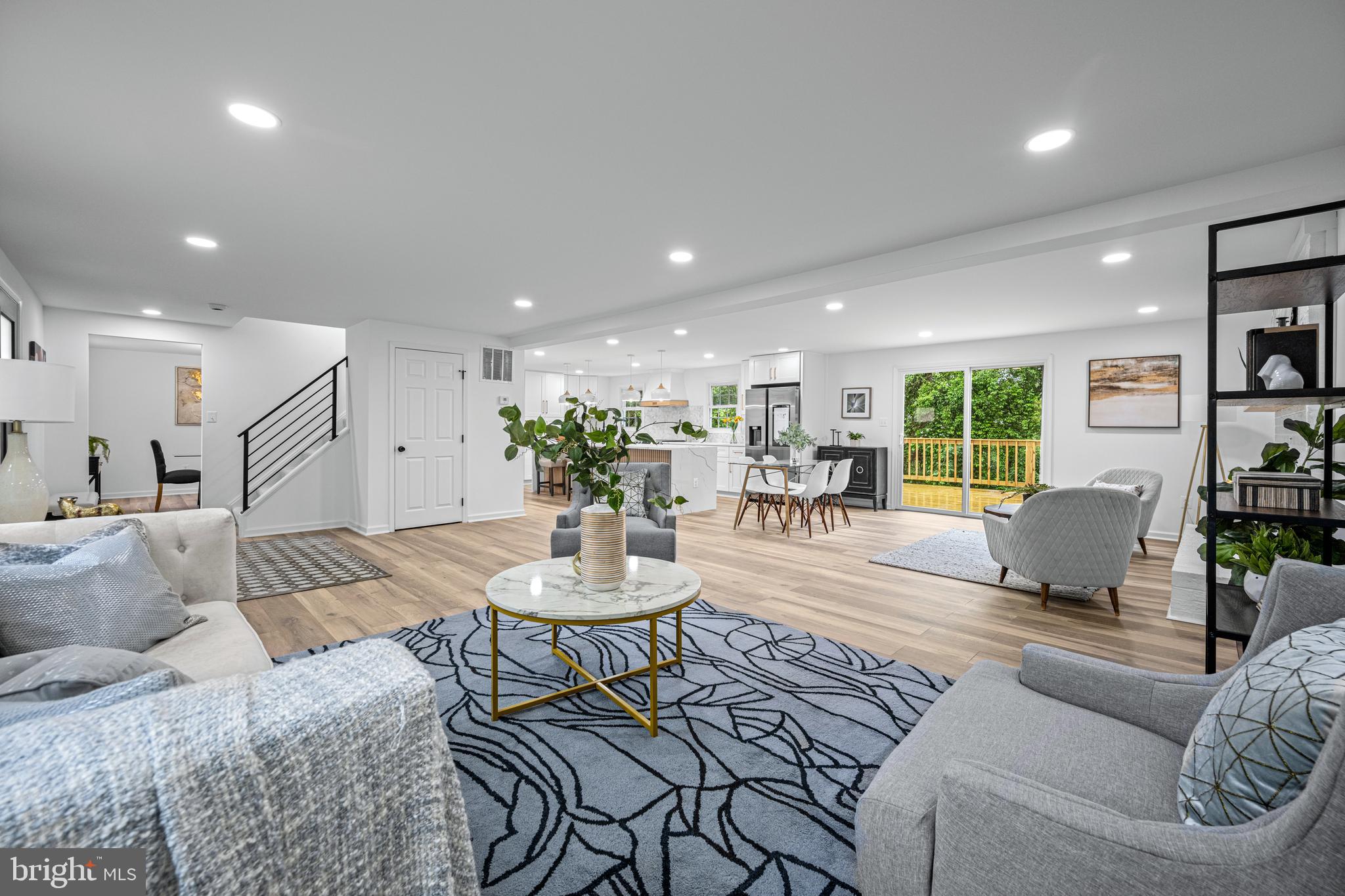 20816 Bell Bluff Road Gaithersburg, MD 20882 - Photo 6 of 55