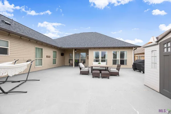 $340,000 | 6093 Waterford Lane, Sorrento, LA 70778