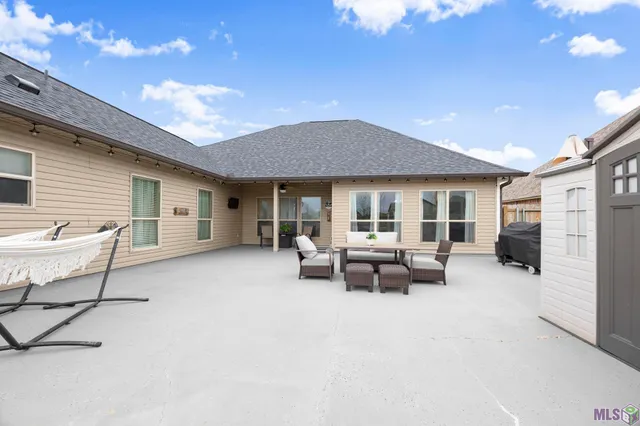 $375,000 | 6093 Waterford Lane, Sorrento, LA 70778