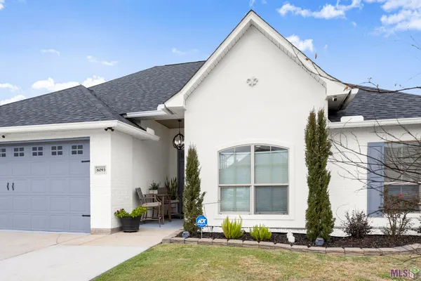 $340,000 | 6093 Waterford Lane, Sorrento, LA 70778