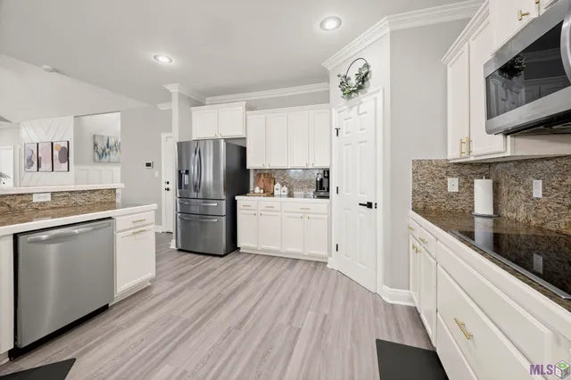 $375,000 | 6093 Waterford Lane, Sorrento, LA 70778