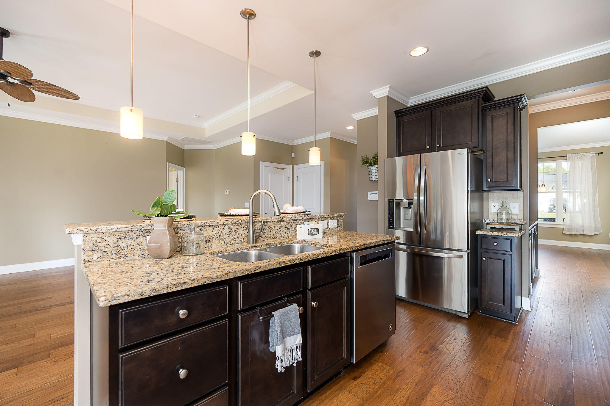 151 Royal Star Road Summerville, SC 29486 - Photo 11 of 54 Kitchen Island/Bar