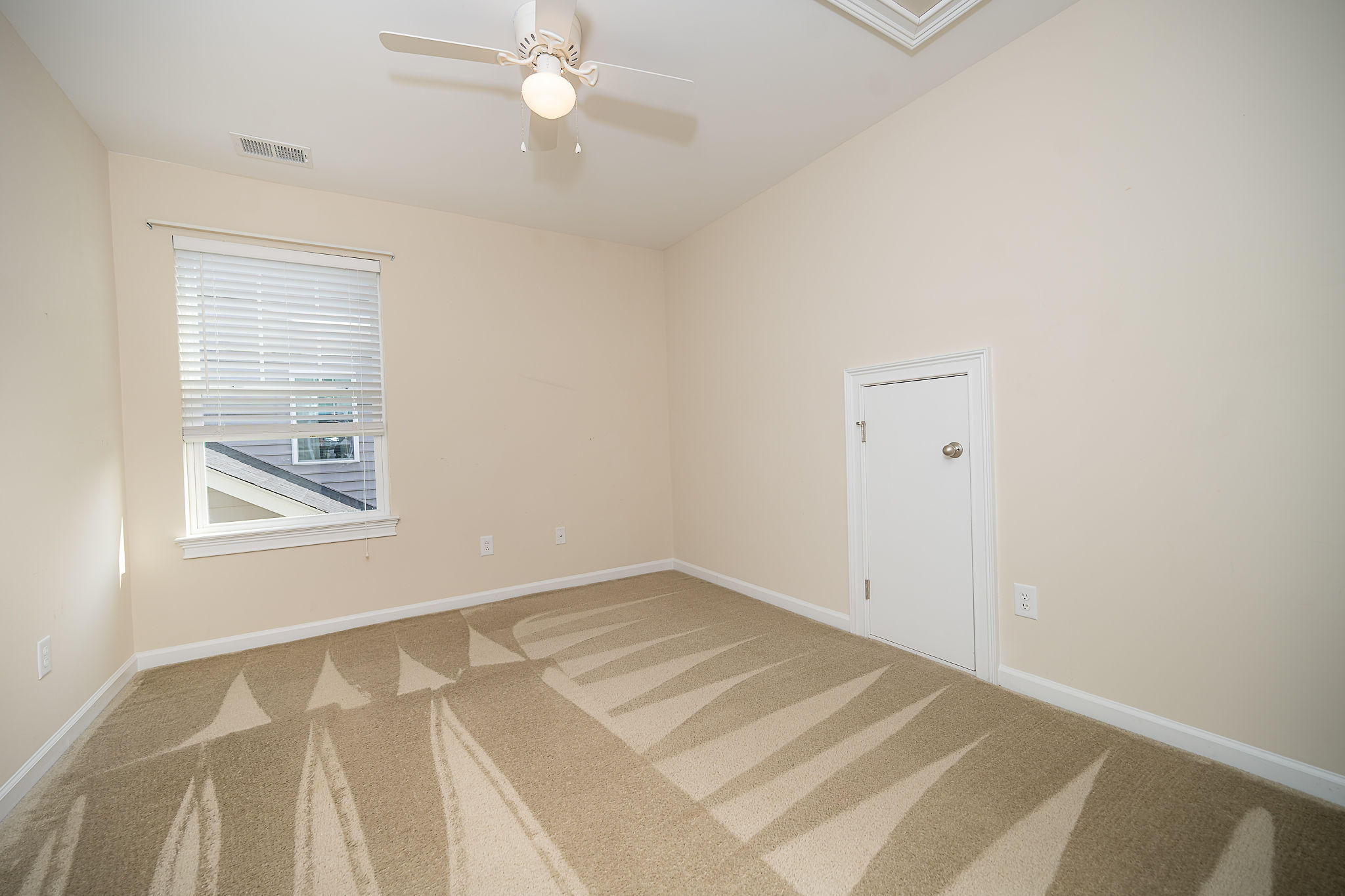 151 Royal Star Road Summerville, SC 29486 - Photo 23 of 54 Third Bedroom