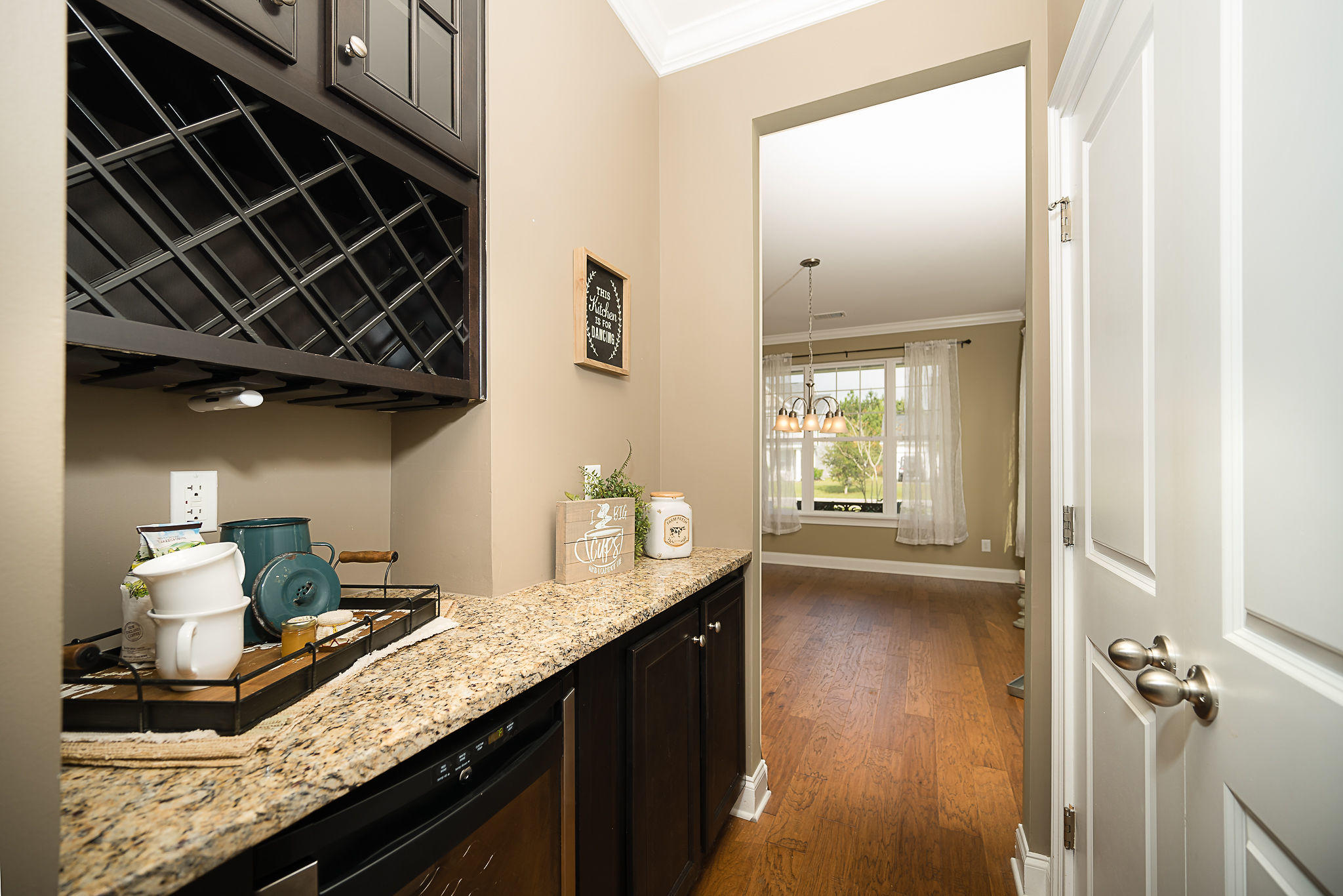 151 Royal Star Road Summerville, SC 29486 - Photo 6 of 54 Butlers Pantry