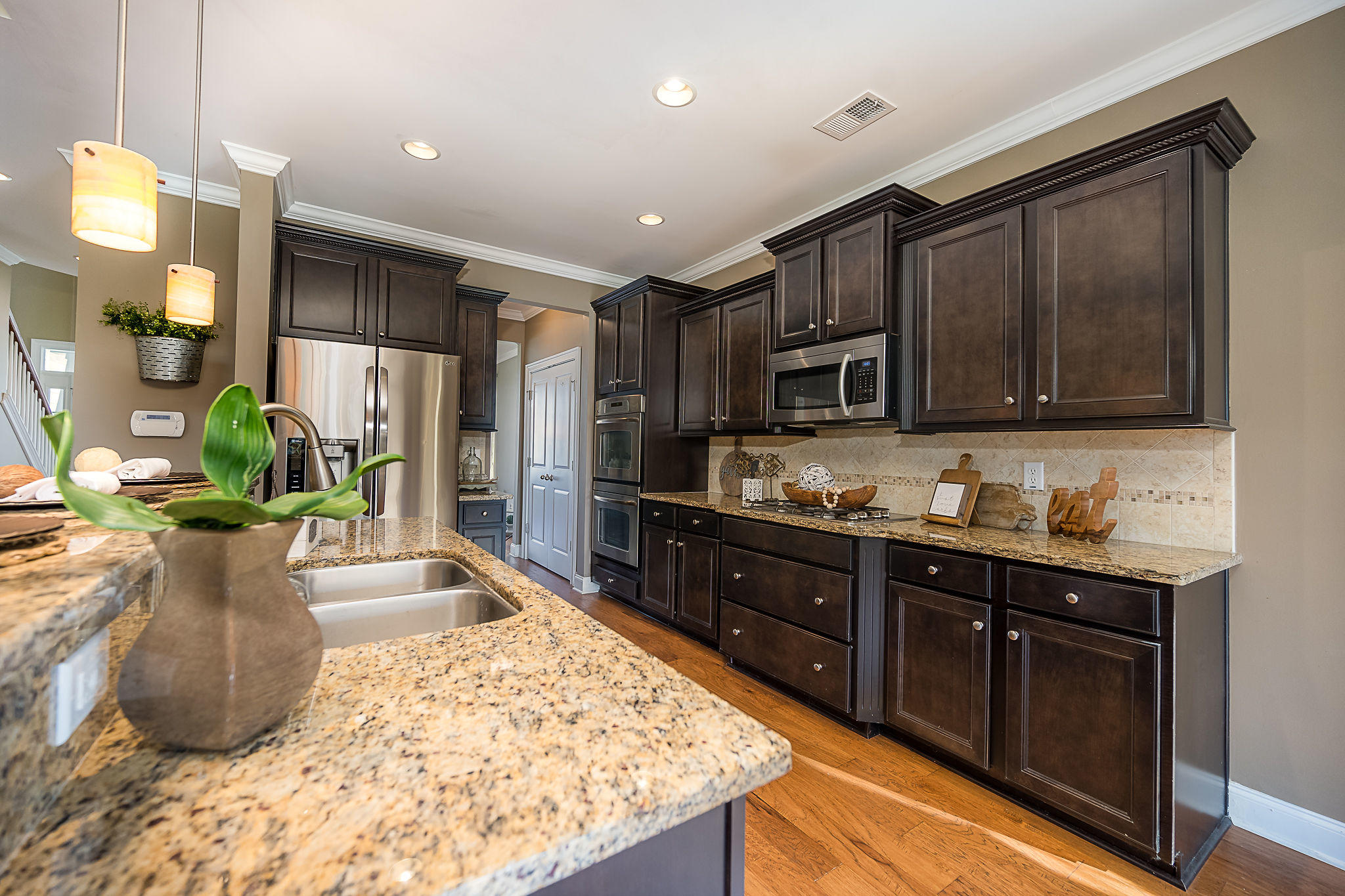 151 Royal Star Road Summerville, SC 29486 - Photo 8 of 54 Kitchen