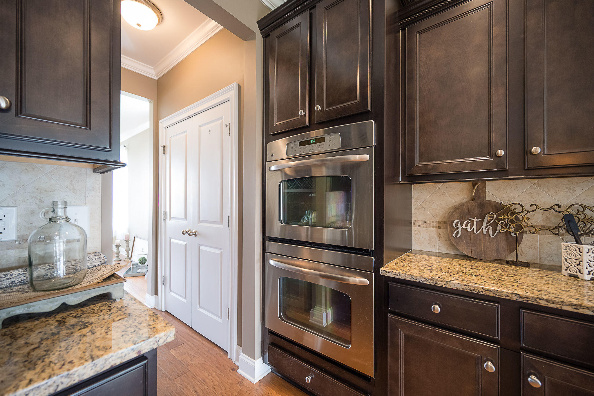 151 Royal Star Road Summerville, SC 29486 - Photo 9 of 54 Double Ovens