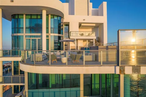 $23,990,000 | 17475 Collins Avenue, Unit PH3201, Sunny Isles Beach, FL 33160