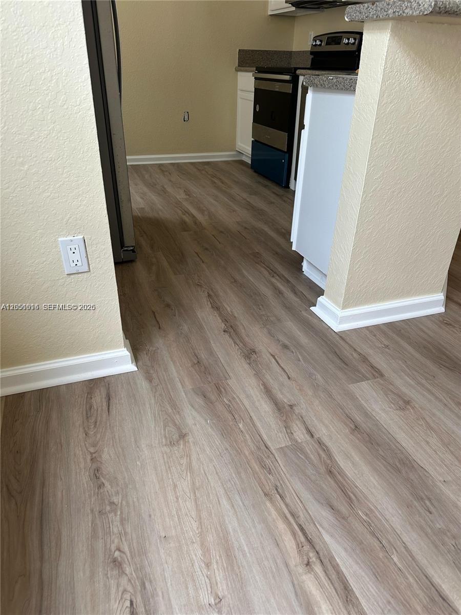 2210 Northeast 37th Road Homestead, FL 33033 - Photo 8 of 31