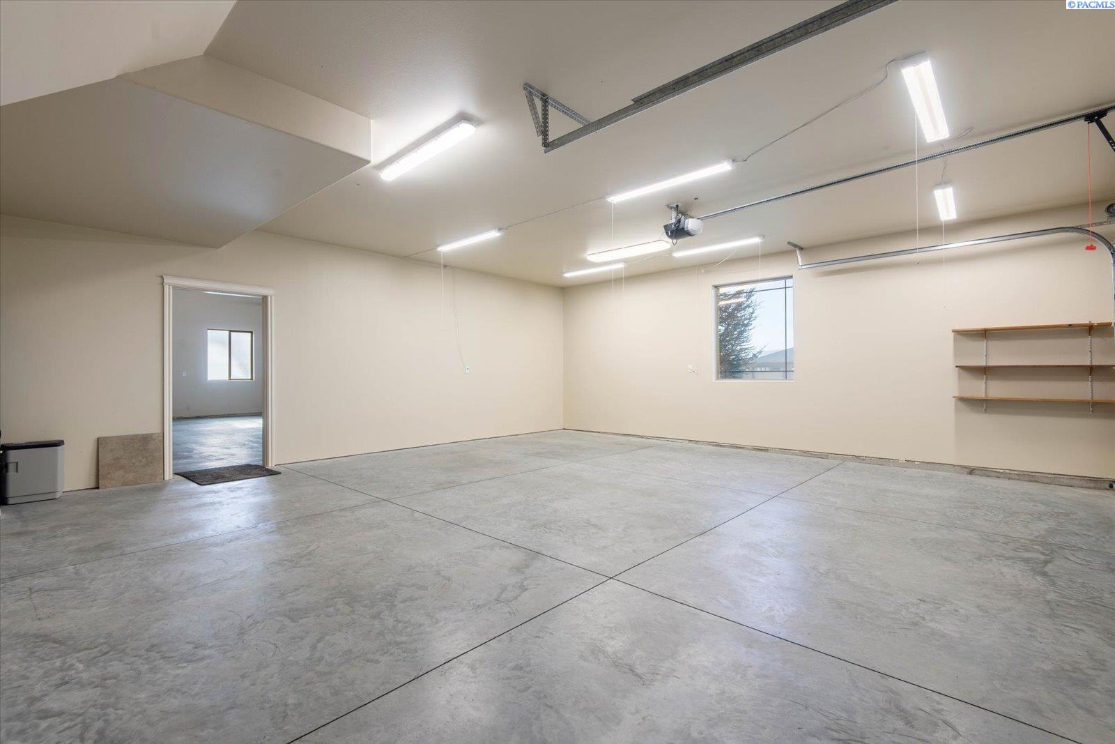 73002 East Reata Road Kennewick, WA 99338 - Photo 34 of 50 Gallery Image 34