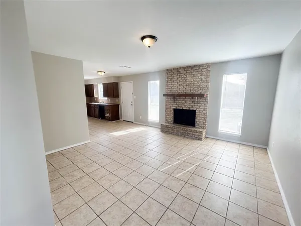 $1,195 | 1401 Old Bardwell Road, Unit B, Ennis, TX 75119