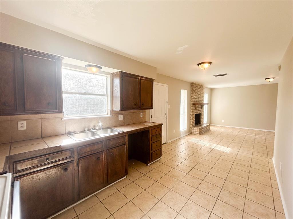 1401 Old Bardwell Road, Unit B Ennis, TX 75119 - Photo 10 of 15