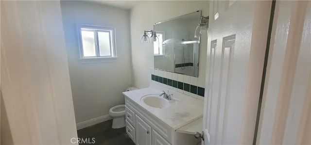 $3,095 | 19538 Leadwell Street, Reseda, CA 91335