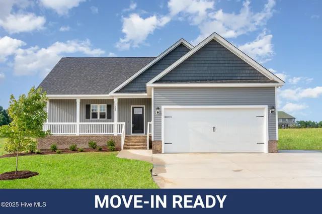 $334,900 | 134 Royal Avenue, Selma, NC 27576