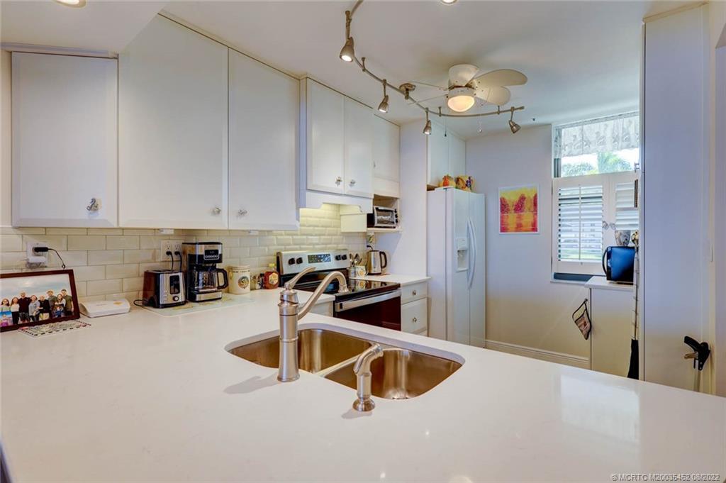 1950 Southwest Palm City Road, Unit 14102 Stuart, FL 34994 - Photo 8 of 42 Gallery Image 8