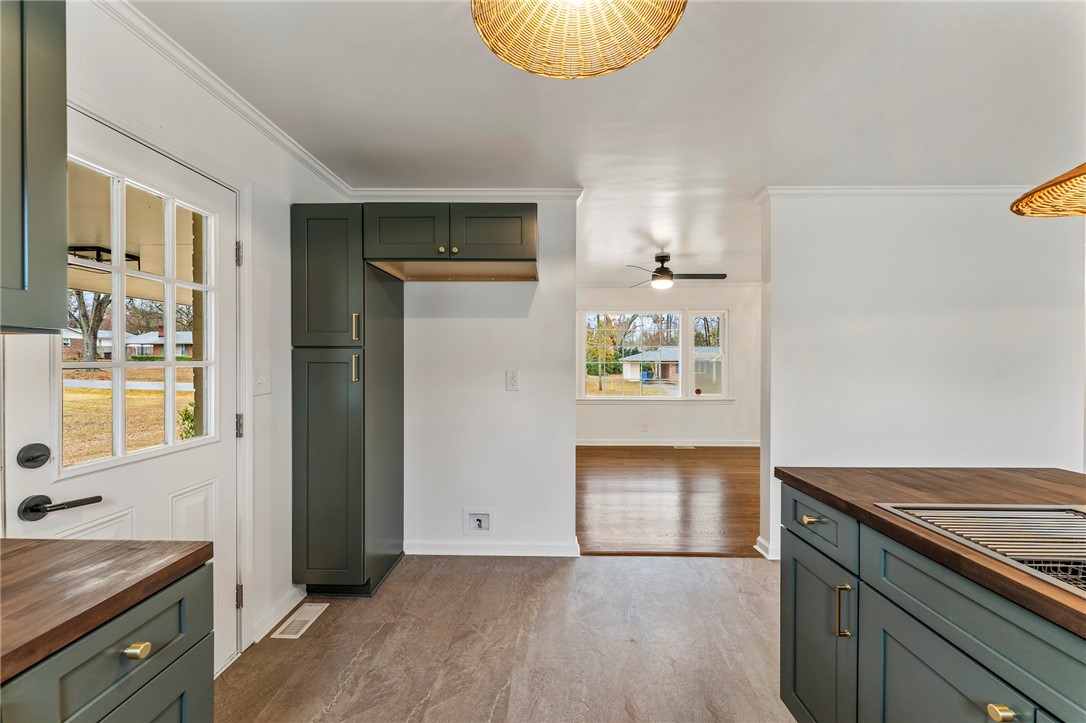 407 Mapleton Drive Greenville, SC 29607 - Photo 17 of 33