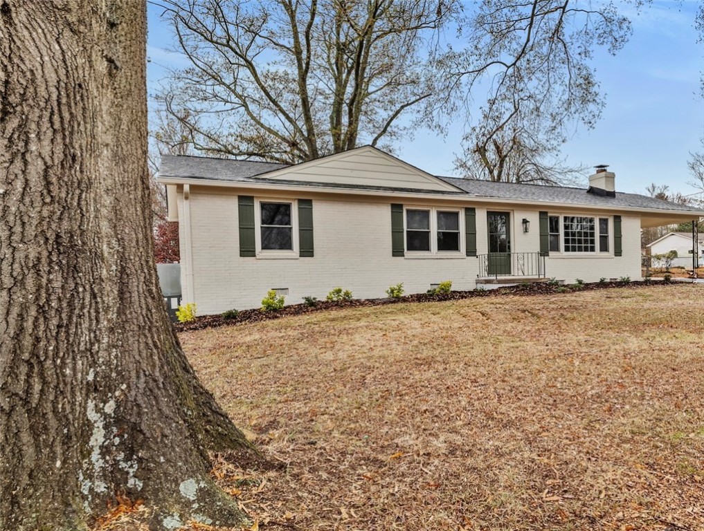 407 Mapleton Drive Greenville, SC 29607 - Photo 2 of 33