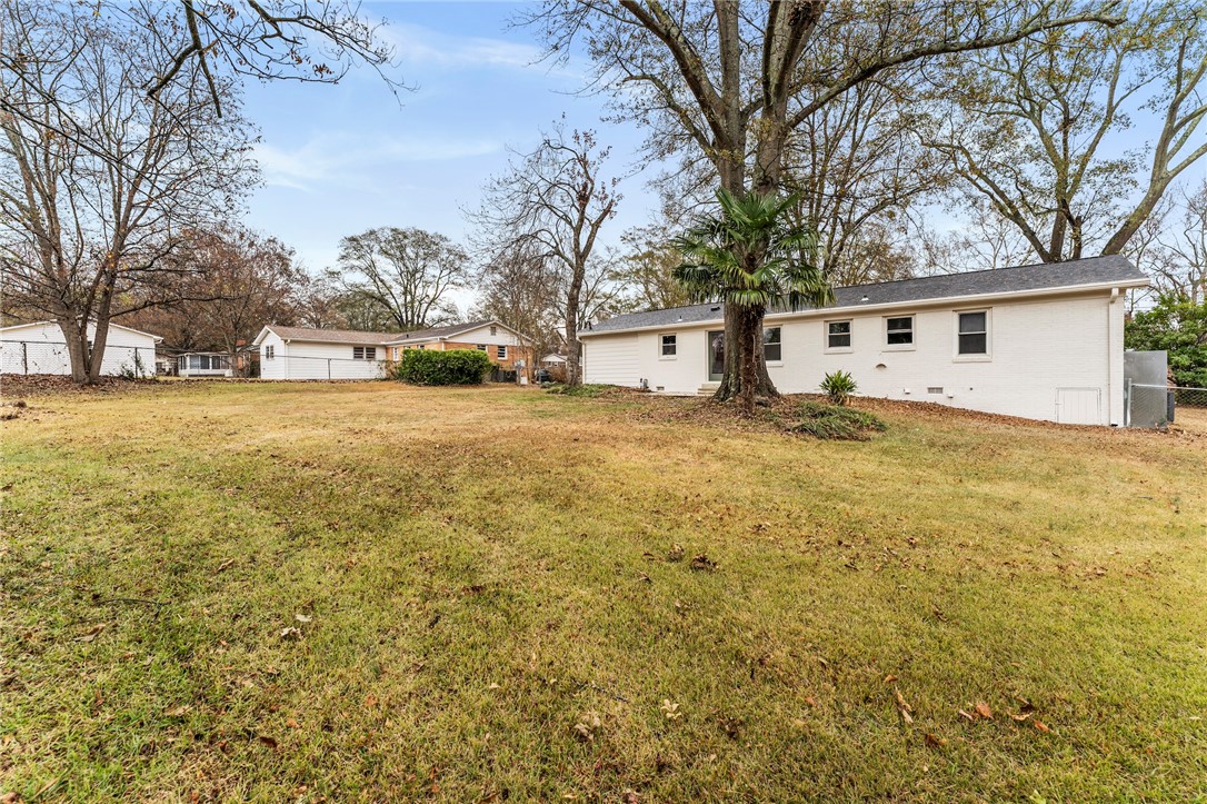 407 Mapleton Drive Greenville, SC 29607 - Photo 30 of 33