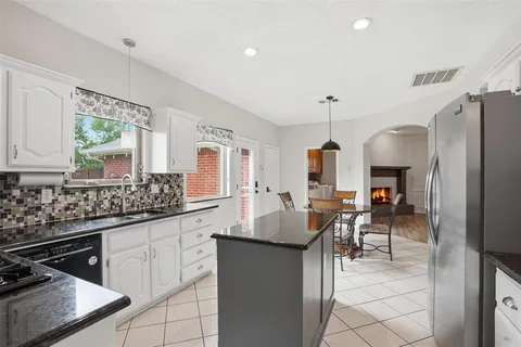 $440,500 | 2010 Walnut Creek Trail, Garland, TX 75040