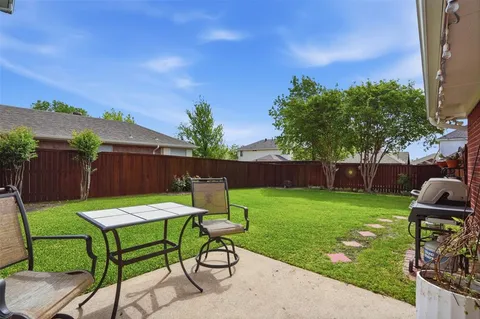 $440,500 | 2010 Walnut Creek Trail, Garland, TX 75040