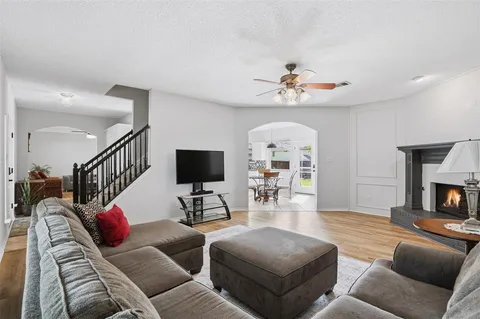$440,500 | 2010 Walnut Creek Trail, Garland, TX 75040