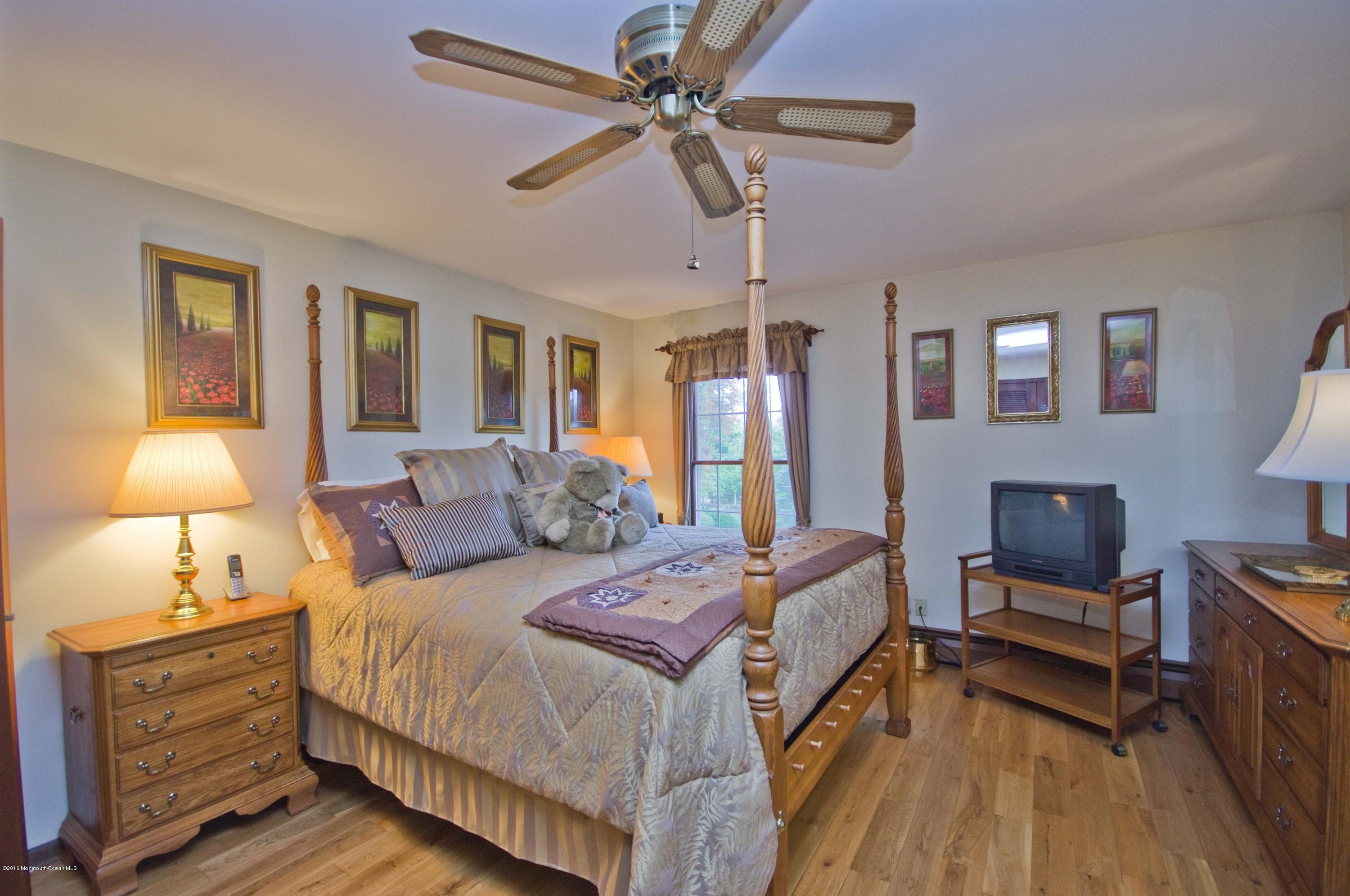 59 Chambers Road Allentown, NJ 08501 - Photo 13 of 27 MASTER BEDROOM