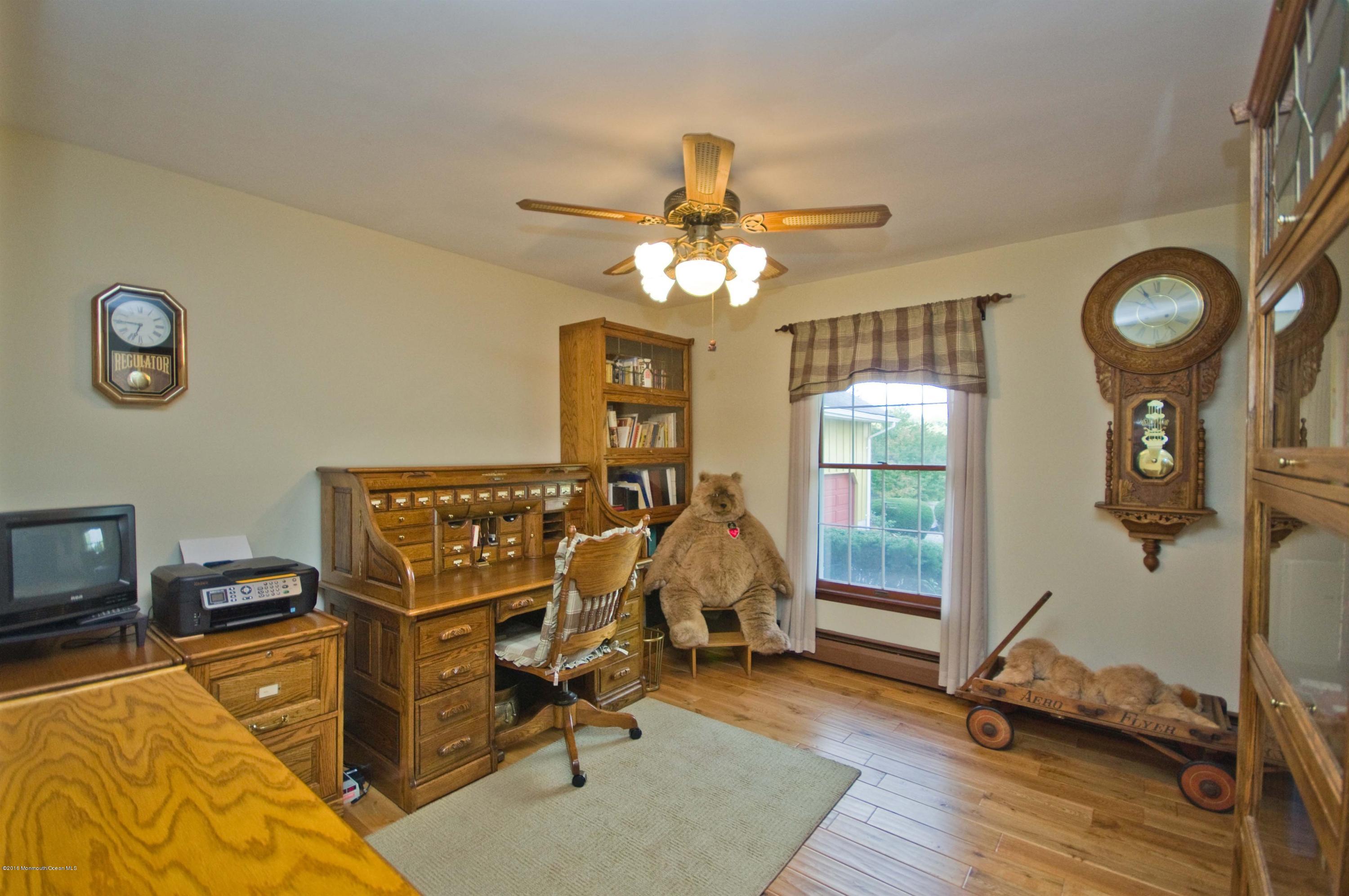 59 Chambers Road Allentown, NJ 08501 - Photo 14 of 27 BEDROOM