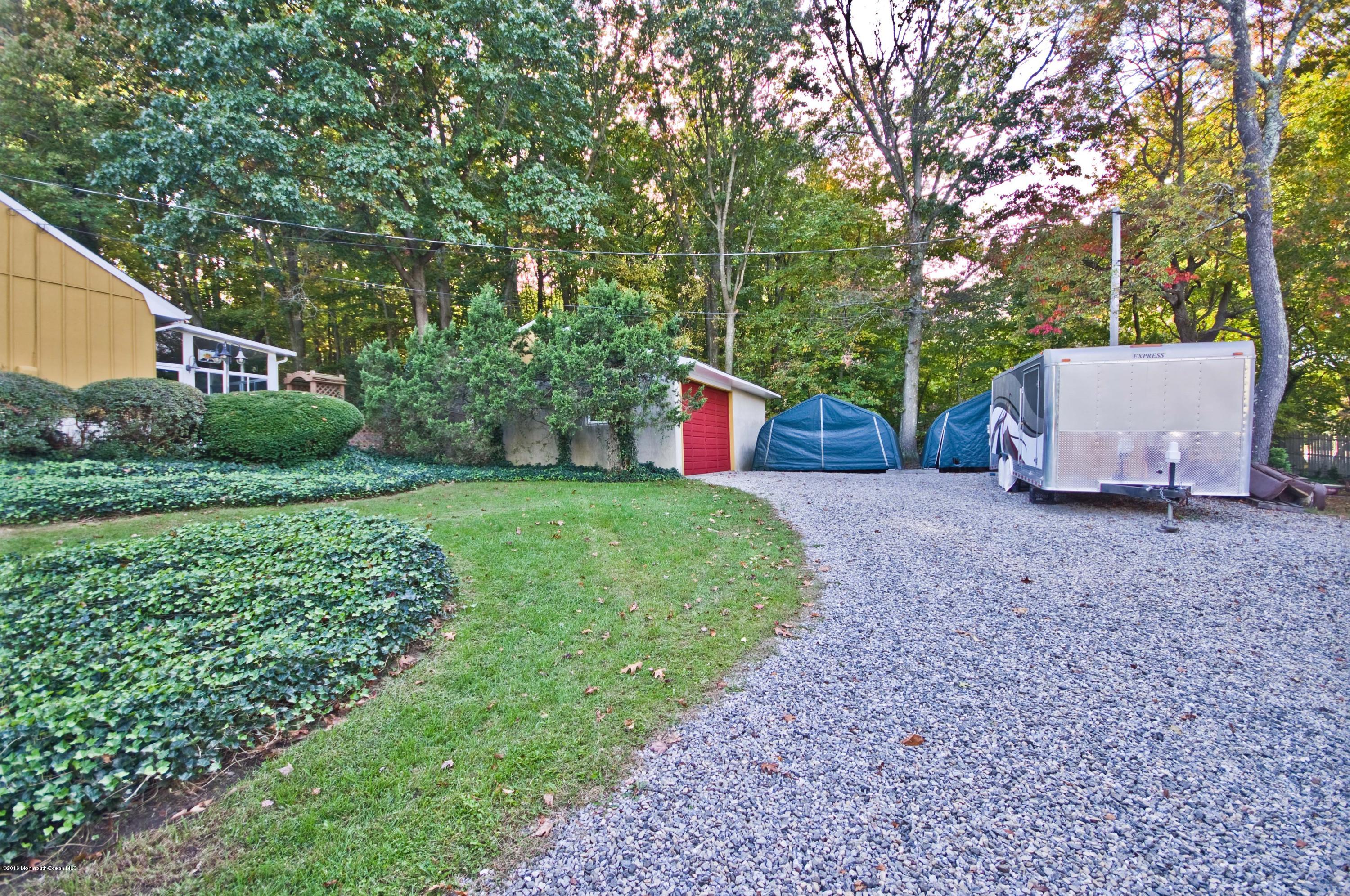 59 Chambers Road Allentown, NJ 08501 - Photo 21 of 27 DETATCHED GARAGE