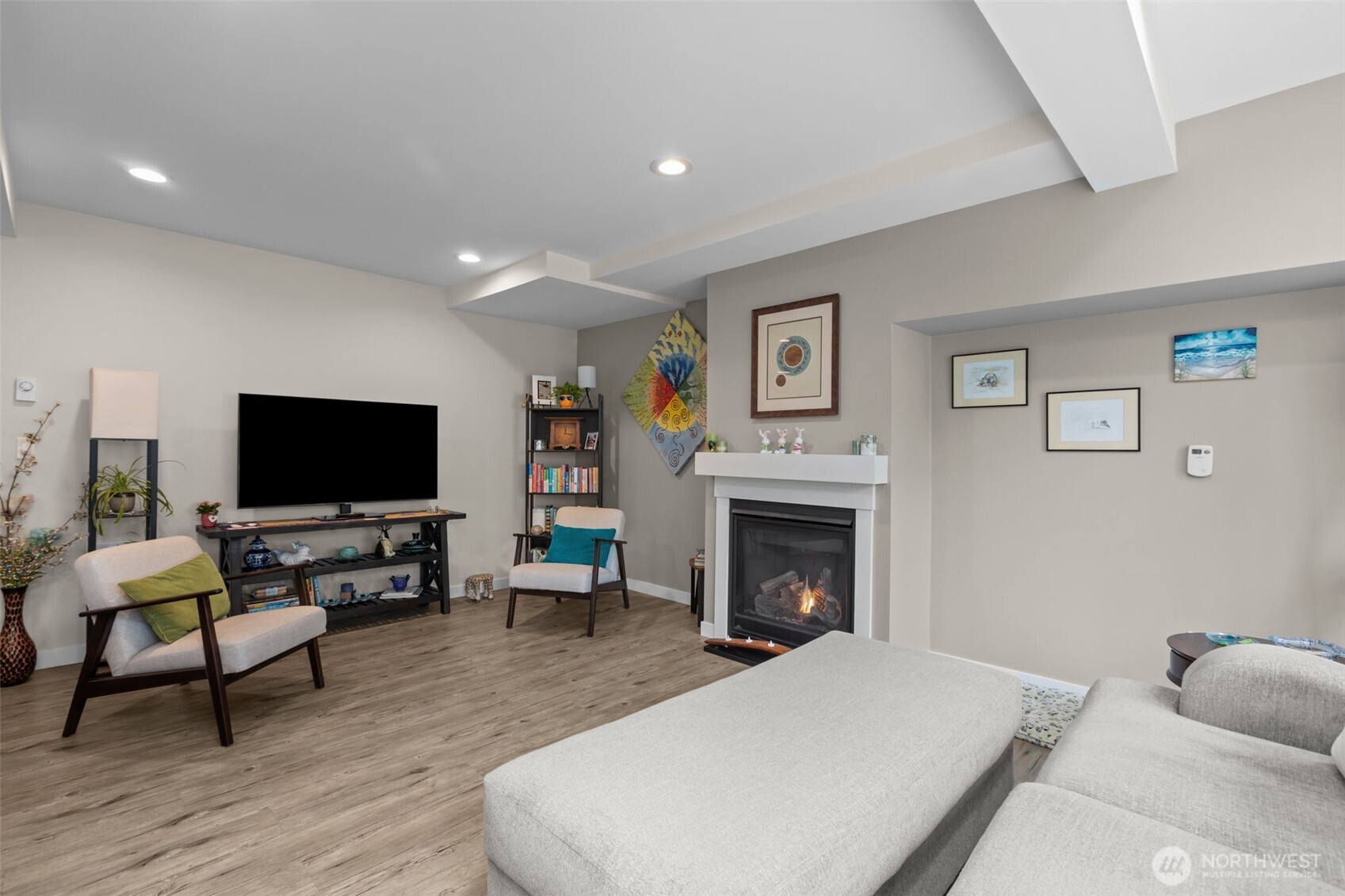 23224 Edmonds Way, Unit 107 Edmonds, WA 98026 - Photo 3 of 26