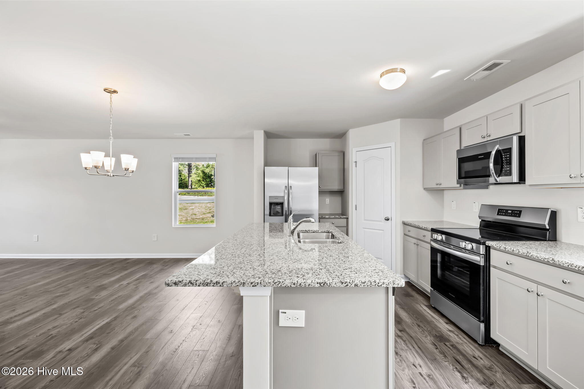 705 Conductor Court Vass, NC 28394 - Photo 5 of 32 8-web-or-mls-6S5A0118