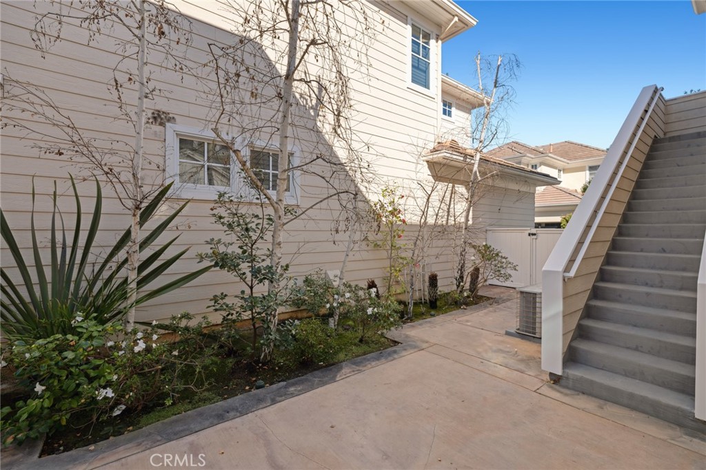 34 Long Bay Drive Newport Beach, CA 92660 - Photo 27 of 32