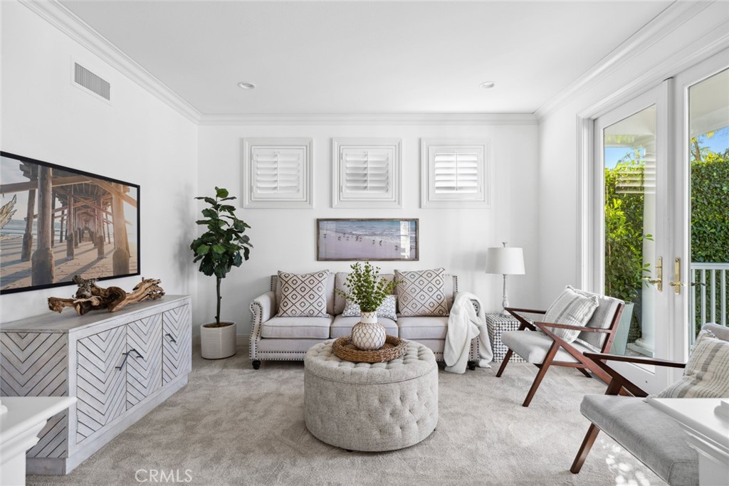 34 Long Bay Drive Newport Beach, CA 92660 - Photo 6 of 32